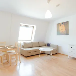 https://vcr-rathaus.vienna-besthotels.com